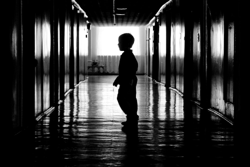 Ребенок после детского дома: Исправить можно многое, но далеко не все Как пребывание в детских домах влияет на развитие мозга у детей, мы попросили прокомментировать экспертов: клинического психолога Татьяну Морозову и детского невролога Святослава Довбня