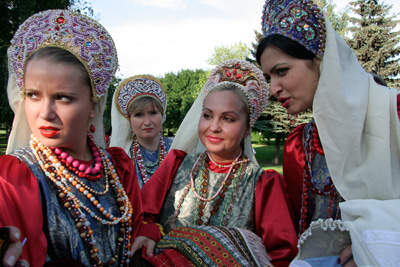свадебное платье в русском народном стиле.