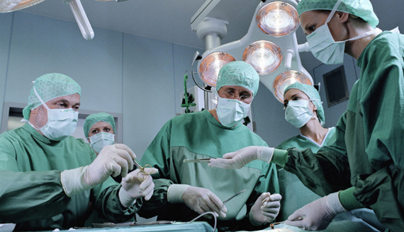 120625052544-doctors-operating-room-surgery-story-top