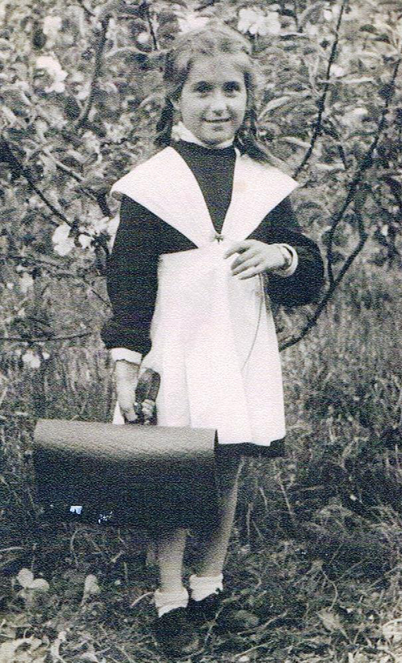Юлия Тараповская%2C Берлин 1948