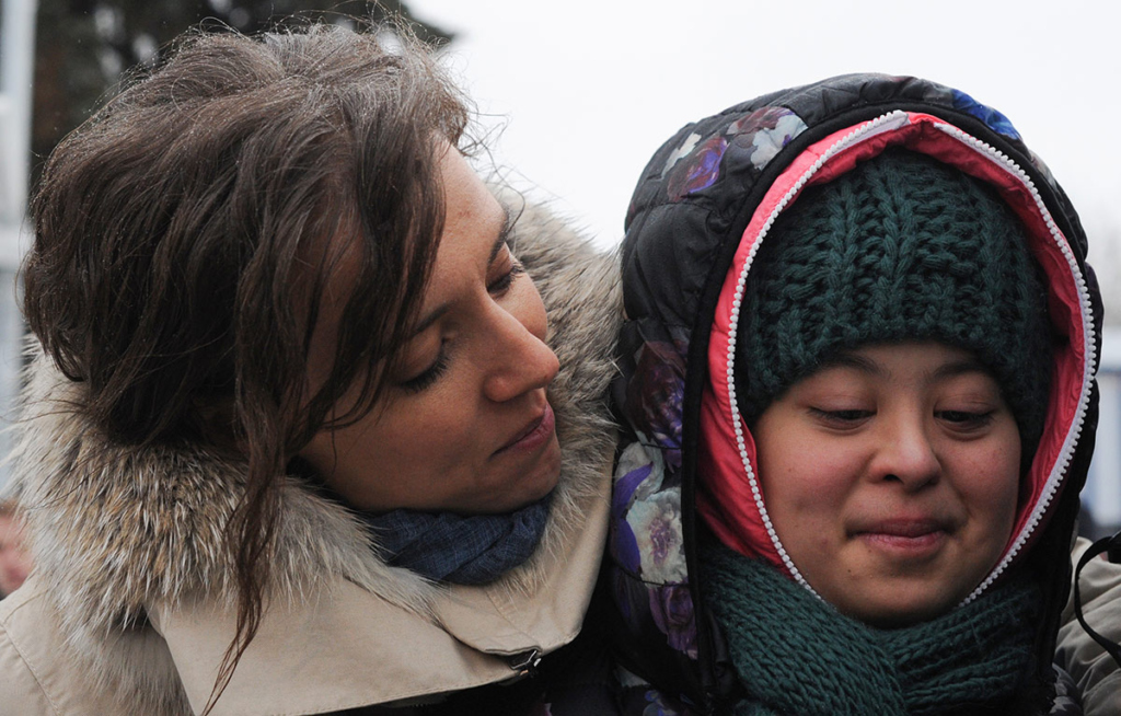 Ксения Алферова с опекаемой фондом девочкой