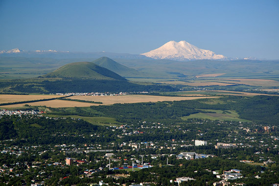 1076245