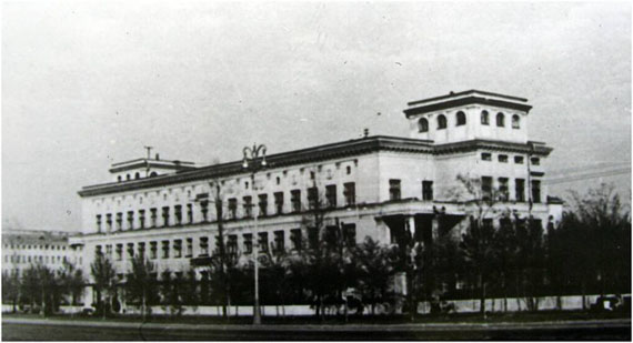 60910758_Institut_tochnoy_mehaniki_i_vuychislitelnoy_tehniki_imeni_S