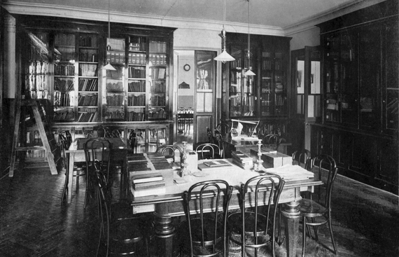 room_in_karl_may_school