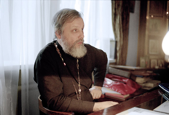 Протоиерей Кирилл Каледа, настоятель храма во имя святых новомучеников и исповедников Российских в Бутове. Фото с сайта bg.ru Протоиерей Кирилл Каледа, настоятель храма во имя святых новомучеников и исповедников Российских в Бутове. Фото с сайта bg.ru