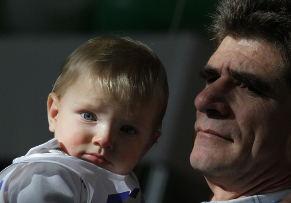 Отец с сыном на фестивале BabyFest в Сокольниках. 