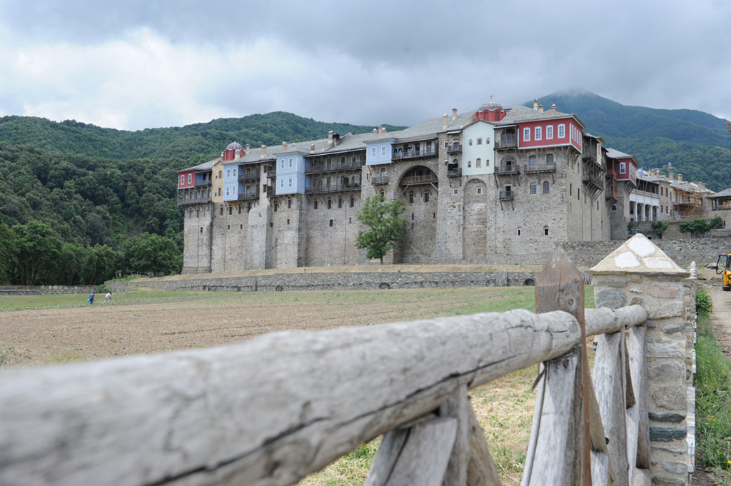 Иверский монастырь на горе Афон.