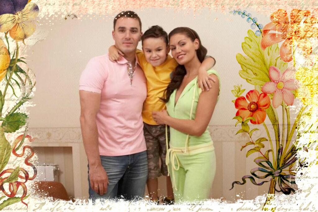Лолита и Кирилл Андреевы с сыном