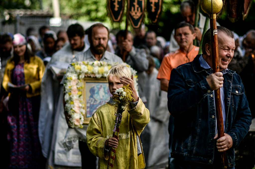 Праздник Преображения Господня в церкви Спаса Преображения в селе Бронница Новгородской области