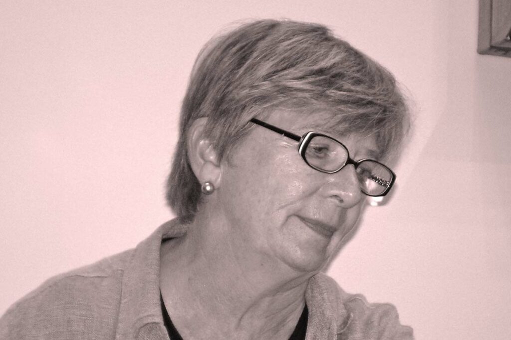 Журналистка и исследовательница Барбара Эренрайх