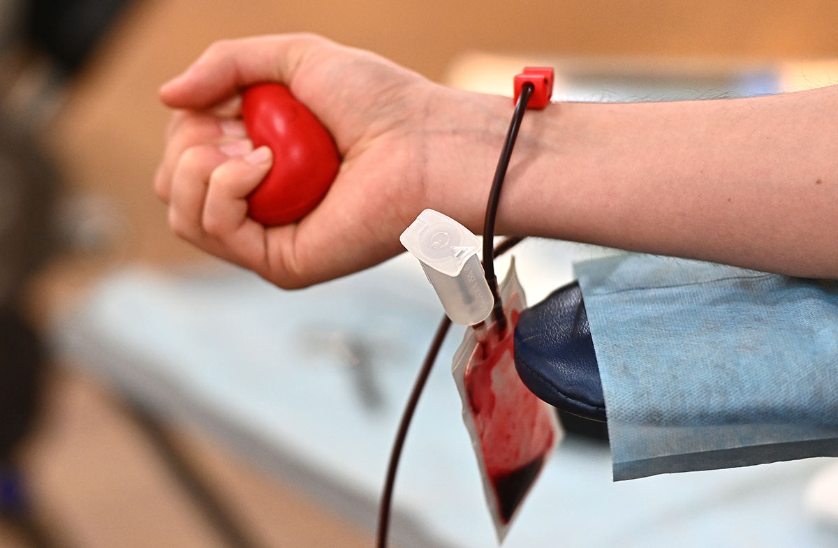 Донор для пострадавших. Донорство крови.