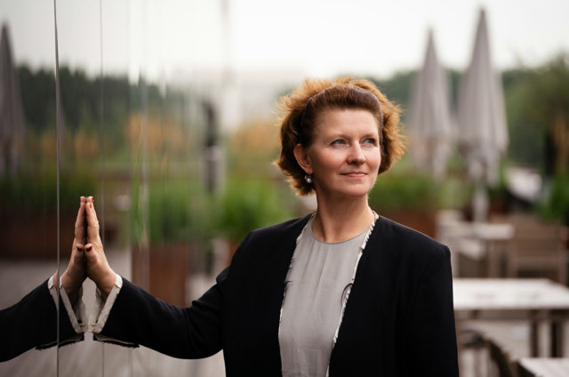 Портрет женщины средних лет