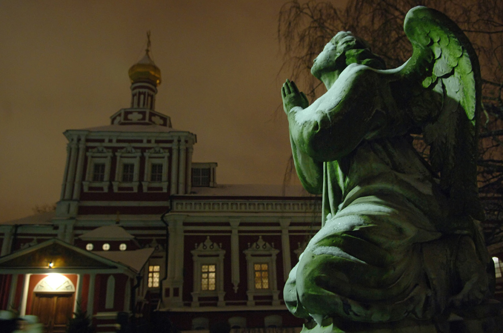 Храм Успения Пресвятой Богородицы с трапезной палатой (1685-1687 гг.), расположенный на территории Новодевичьего монастыря