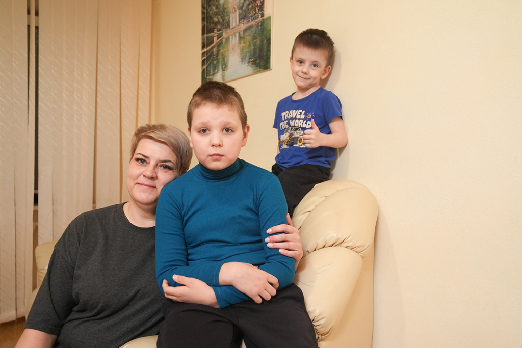 Мама с сыновьями