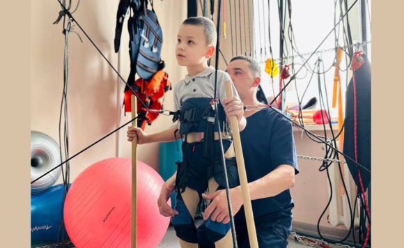 мальчик на лфк