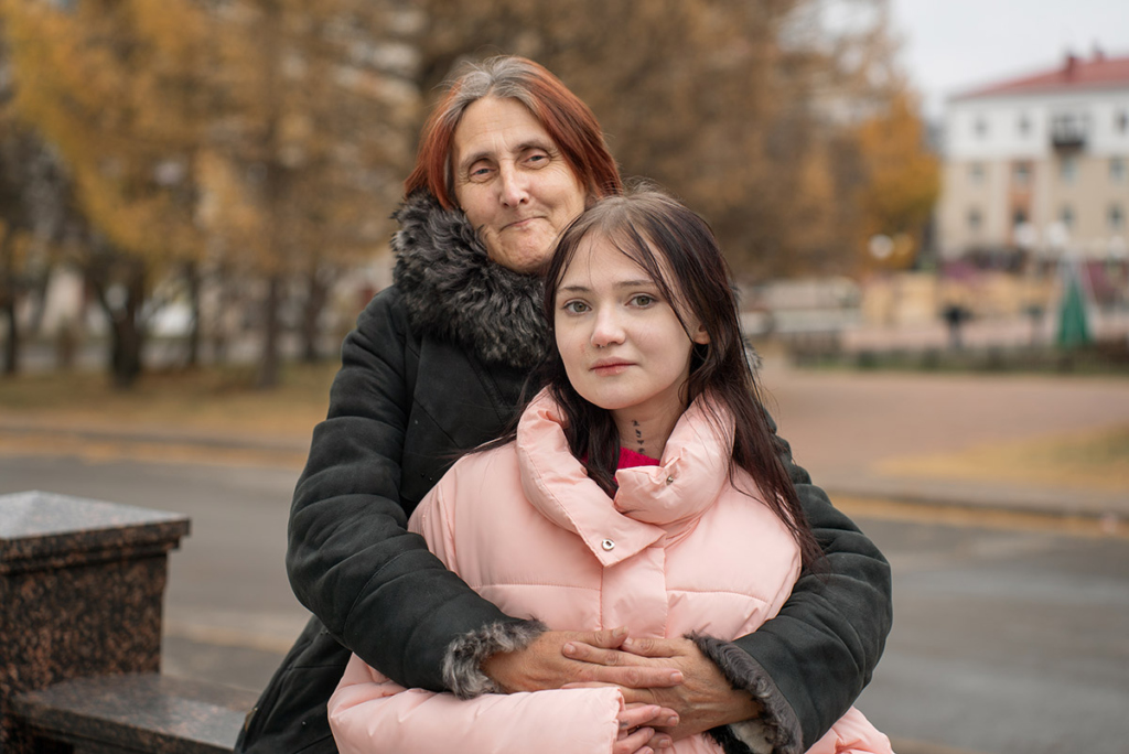 Настя с мамой