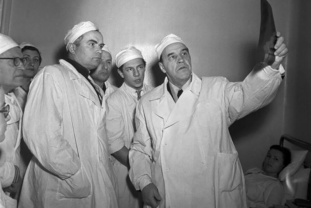 Александр Николаевич Бакулев