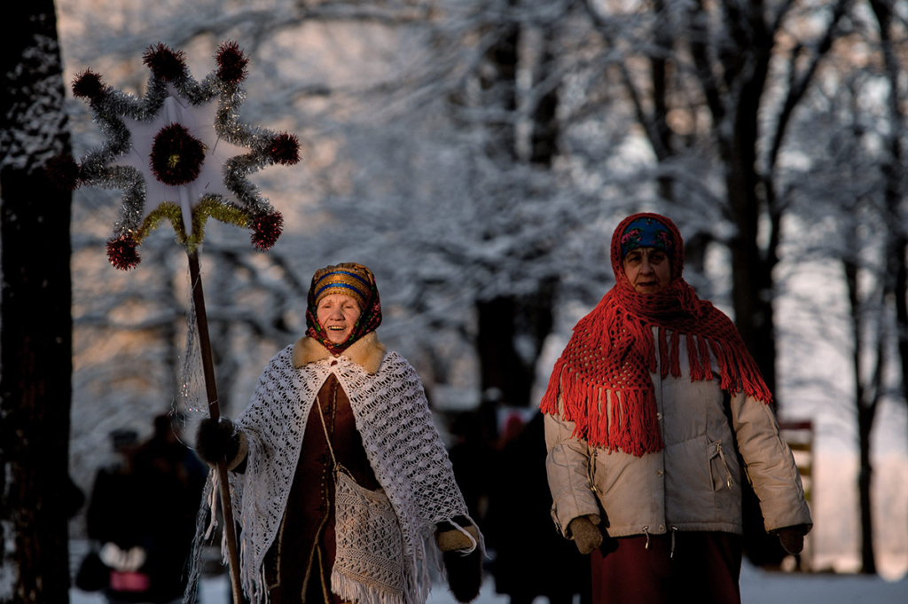 Колядки в музее народного деревянного зодчества «Витославлицы» в Новгородском районе