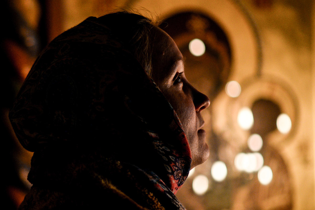 Во время праздничной Рождественской службы в храме св. пророка Божия Илии в Выборге. Фото: Константин Чалабов / РИА Новости, 06.01.2017