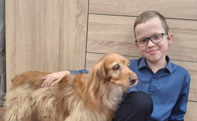 Мальчик с собакой