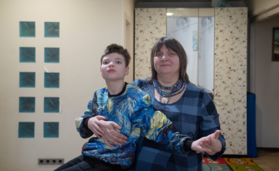 Женщина с сыном