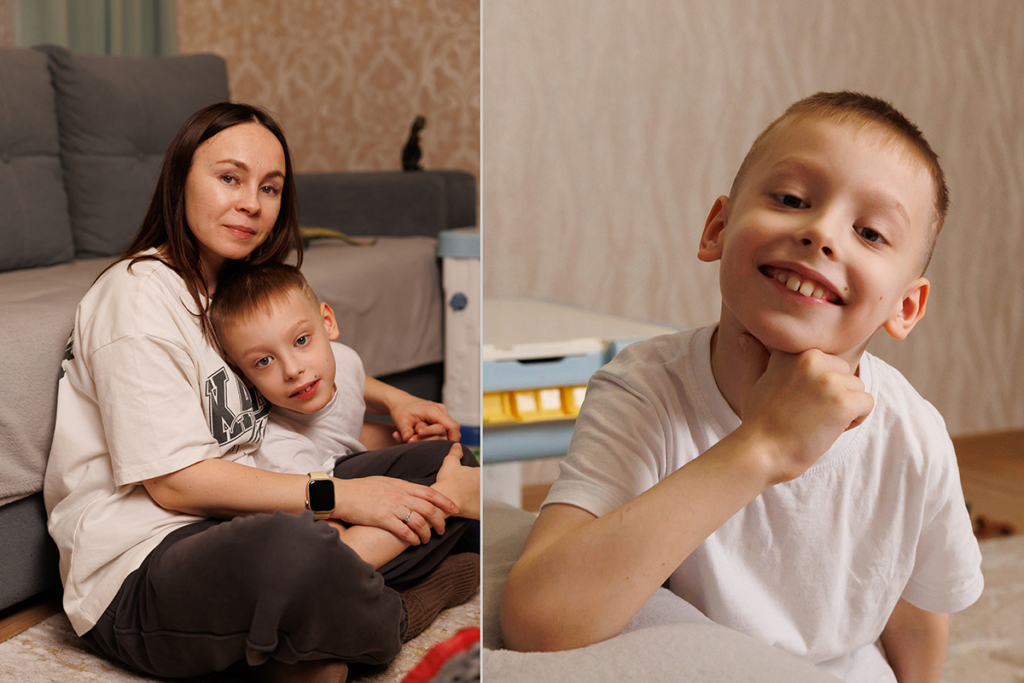 Портрет мальчика с мамой