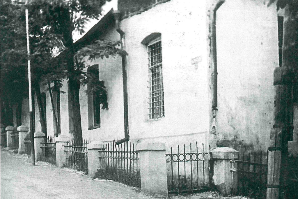 Здание больницы в Гадруте, где жил Лев Зильбер во время чумы в Нагорном Карабахе