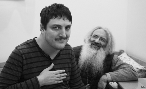 священник с сыном